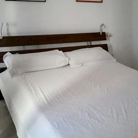 With 2 Bedrooms In Estepona, With Wonderful Sea View, Pool A Apartment Estepona